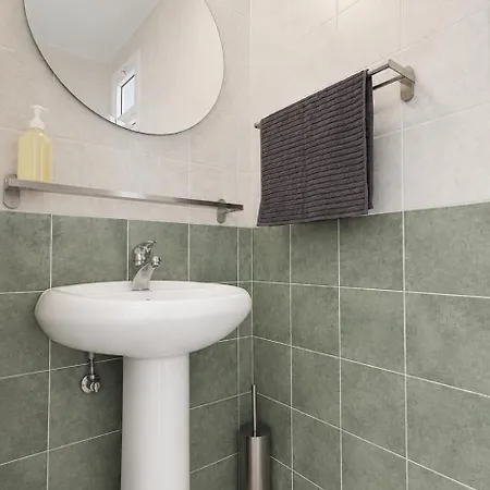 Peaceful On A Friendly Complex With Shared Pool And Great Location Hébergement de vacances *
